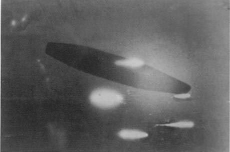Photographie au t&eacute;lescope d'Adamski, le 5 Mars 1951
