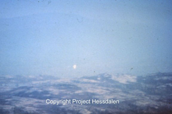Photo prise le 25 Septembre 1982 depuis le Sud de la montagne Finns&aring;h&oslash;gda , vers l'Est (photo Arne P. Thomassen)