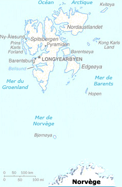 Spitzbergen dans le groupe d'&icirc;les de Svalbard, &agrave; 500 miles au nord de la Norv&egrave;ge. A l'ouest, la Russie. 