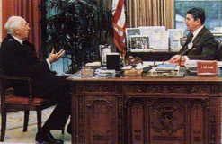 William Casey avec le pr�sident Reagan