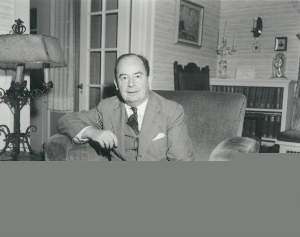 von Neumann a son bureau de l'IAS &agrave; Fuld Hall (Princeton)