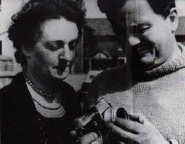 James Templeton, sa femme, et l'appareil qu'il utilisa