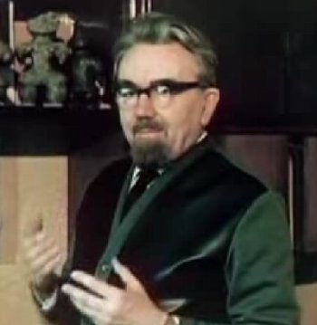 Kazantsev dans le film Chariots of the    Gods de Erik VonDäniken en 1977